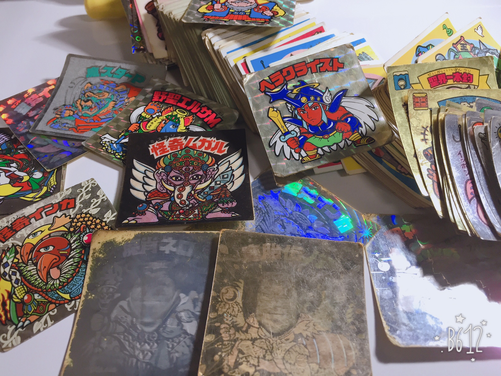 実家から持って帰ってきた『ビックリマン』♪